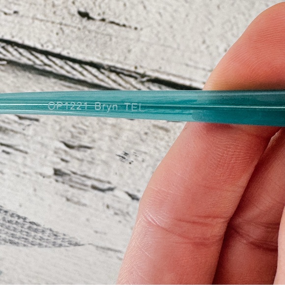 Foster Grant BRYN Women’s Reading Glasses - Tortoise & Teal, +2.50 - Picture 10 of 14